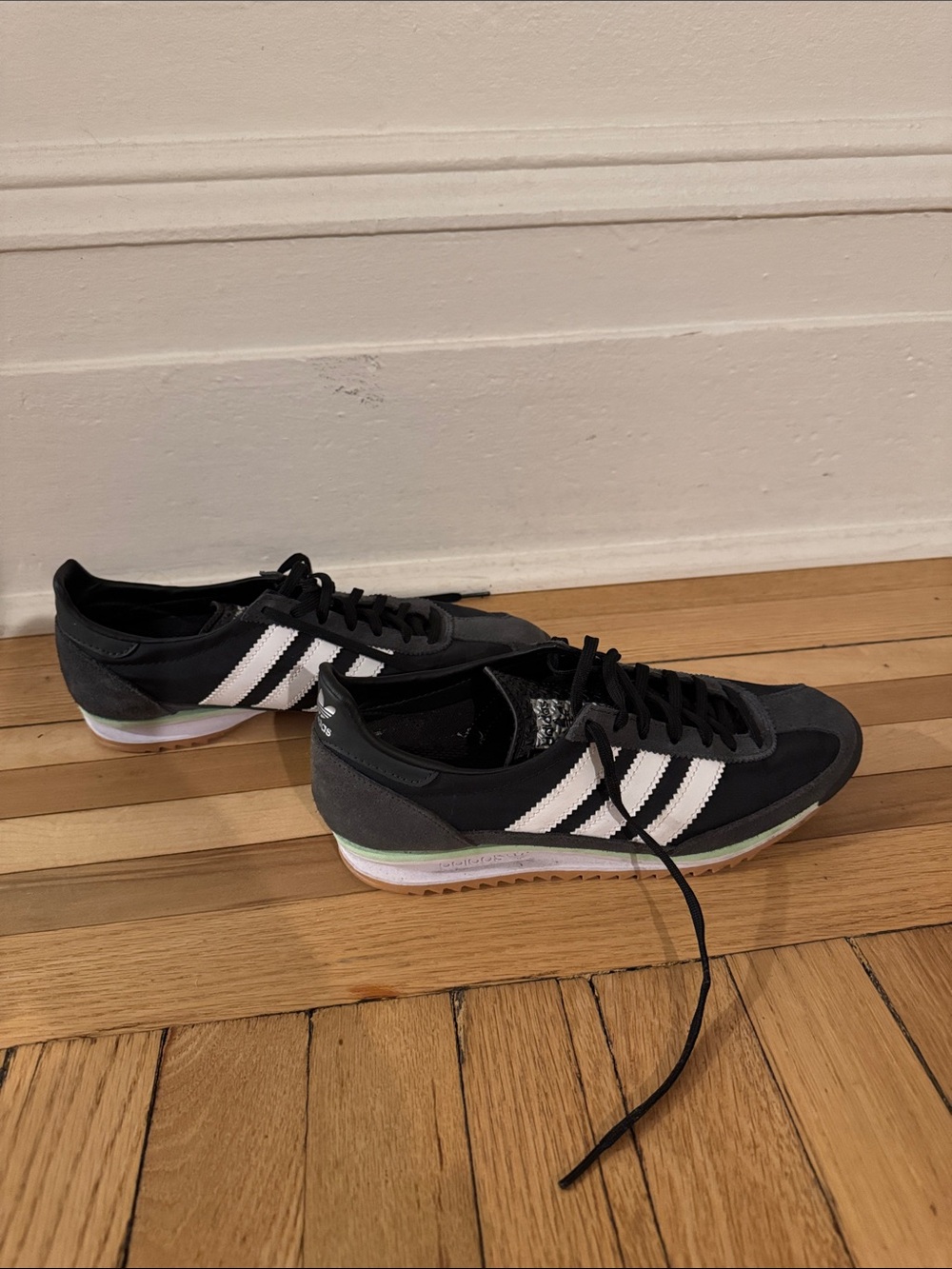 Adidas Japan Navy View 3